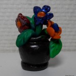 Вазочка для кукольного домика Вазочка для кукольного домика