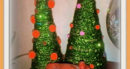 Ёлочки из пушистой проволоки