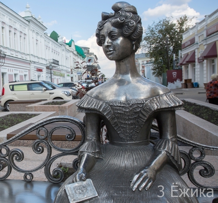Достопримечательности Омска — памятник Любочке